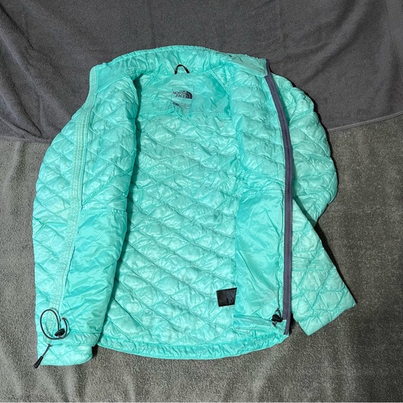 Women’s Extra Small The North Face Thermoball Teal Puffer Jacket - Picture 4 of 8